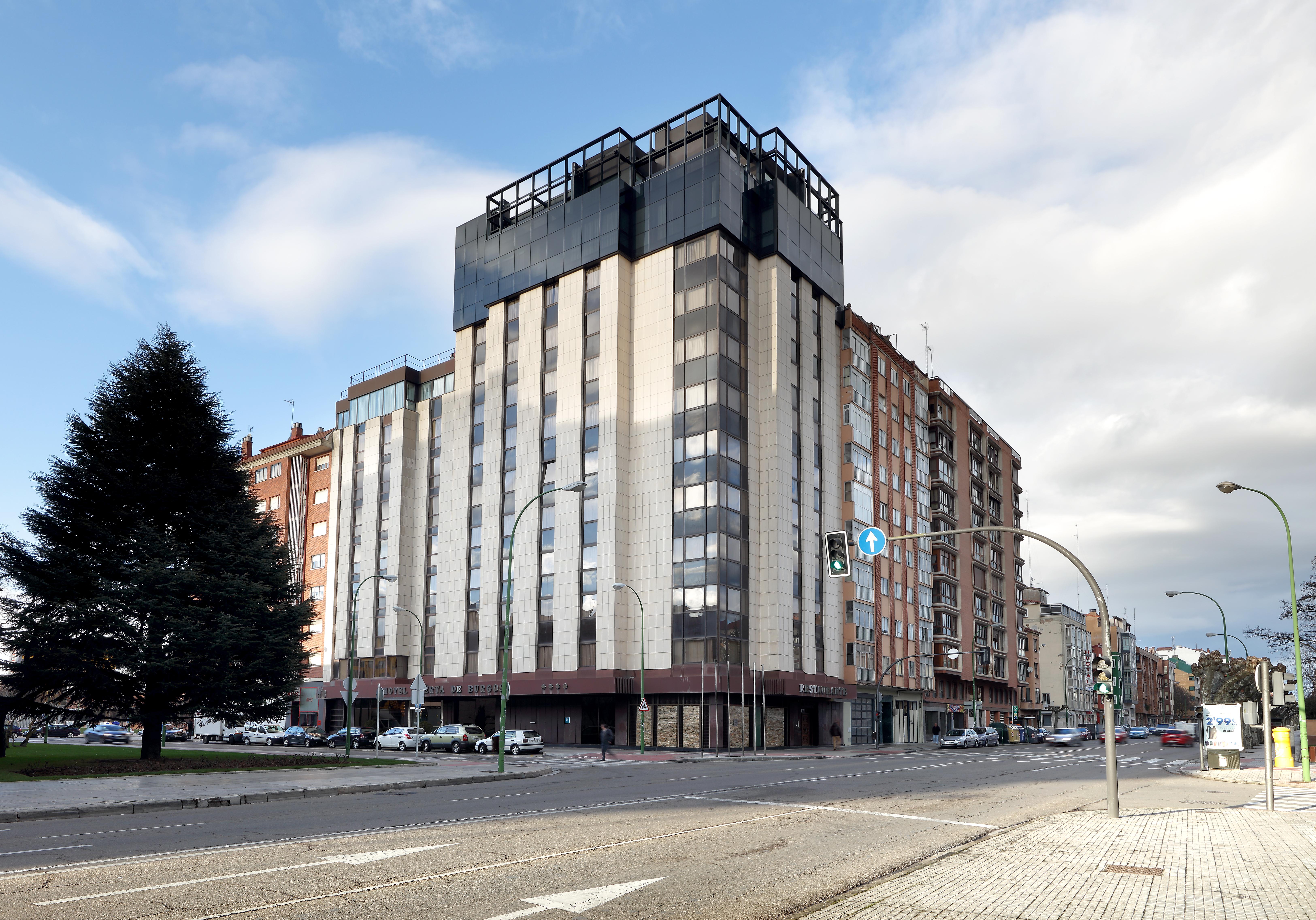 Crisol Puerta De Burgos Hotel Exterior photo